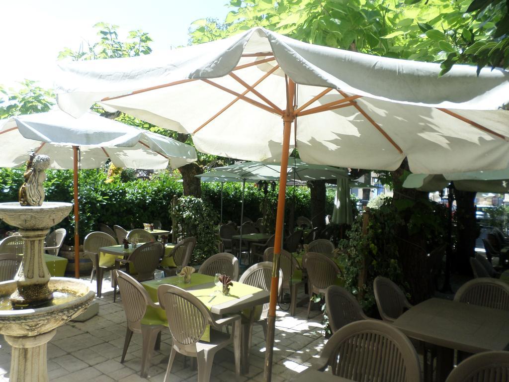Appart'Hotel Les Tilleuls Saint-Macaire Cameră foto
